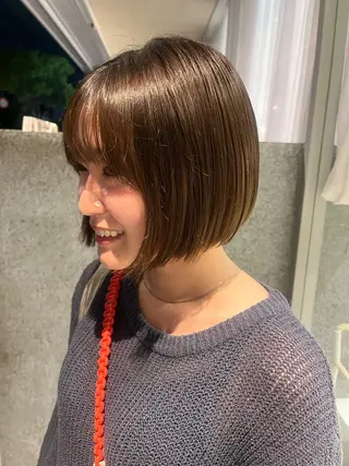 ショート 藤井 美歩/赤髪のヘアスタイル