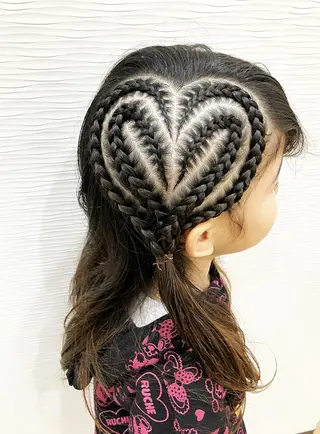 キッズ Q-LEA  まつエク まつ毛パーマ 四条大宮所属・Q-LEA 四条大宮 クリアのマツエク・マツパデザイン