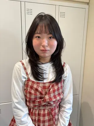 セミロング 茅ヶ崎/ alomのヘアスタイル