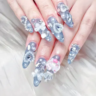 ネイル queens nailsalonのネイルデザイン