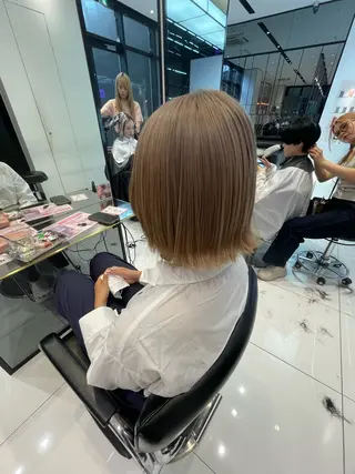 ショート カラー KEEN吉祥寺所属・Yuuka 韓国× レイヤーカット♡のヘアスタイル