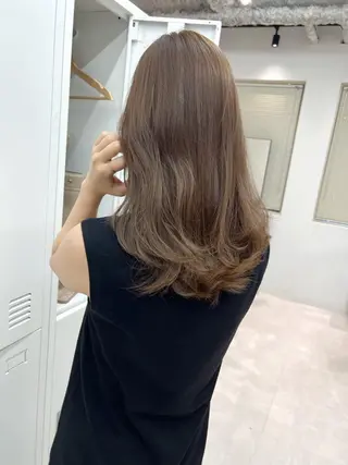 ロング lar 立川南口所属・砂岡 里奈のヘアスタイル