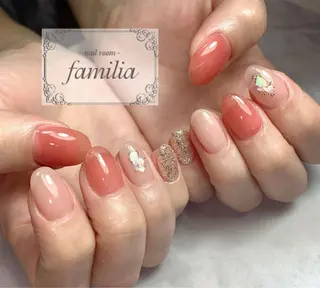 ネイル -nailroom- familiaのネイルデザイン
