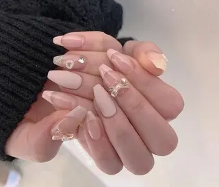 ネイル T•Lee Nailsalon所属・T.Lee Nail Lilyのネイルデザイン