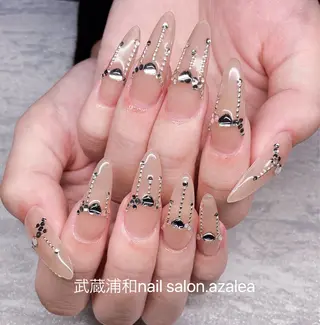 ネイル R inのネイルデザイン