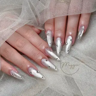 ネイル Maggie Nail🦩のネイルデザイン