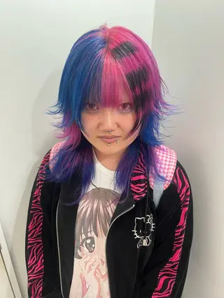 セミロング 💥ウルフカット デザインあんな💥のヘアスタイル