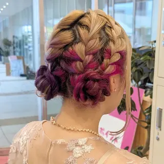 ロング ヘアアレンジ 彩桜/艶カラー/小顔 に見せるカット✂のヘアスタイル