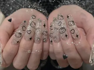 ネイル One Plus キキのネイルデザイン