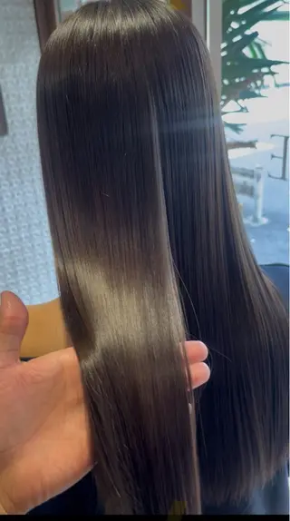 ロング 👑毛流れ、艶髪◉ 縮毛矯正錦糸町ヒガシのヘアスタイル