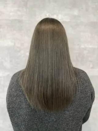 セミロング _WHITE 高槻店 平野湧人　/髪質改善のヘアスタイル