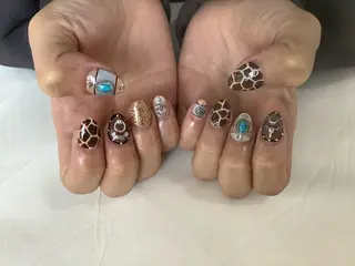 ネイル 💎🐰 saki. m 🐰💎のネイルデザイン