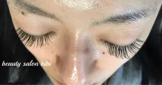 マツエク・マツパ 美容室 美美所属・髙坂 友香のエステ・リラクイメージ