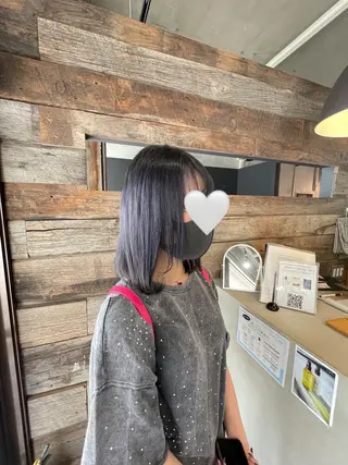 セミロング andKおもろまち店 艶ダブルカラー✨のヘアスタイル