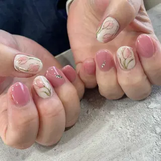 ネイル 東 千夏のネイルデザイン