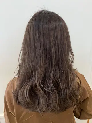 セミロング カラー ぱつっとボブ/ 小野あかねのその他イメージ