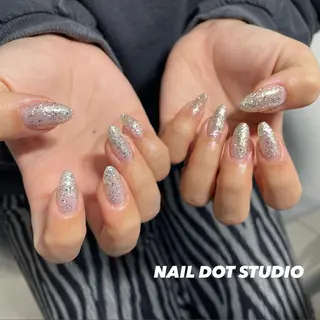 ネイル NAIL DOT STUDIO堺筋本町のネイルデザイン