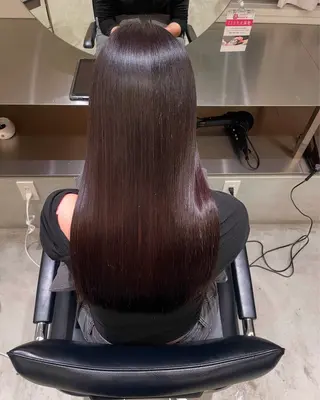 ロング elena byartefice所属・安達 萌花のヘアスタイル