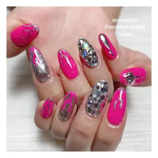 ミディアム ネイル 👑enen style👑のネイルデザイン