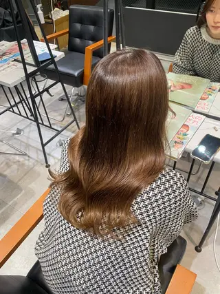 ロング カラー Ellen by artina 新宿店所属・🪼AI/オリーブ ベージュ🪼のヘアスタイル