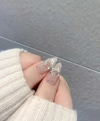 ネイル Lyna 池袋のネイルデザイン