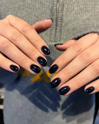 ネイル 🪷福本 亜実　/大阪心斎橋のネイルデザイン