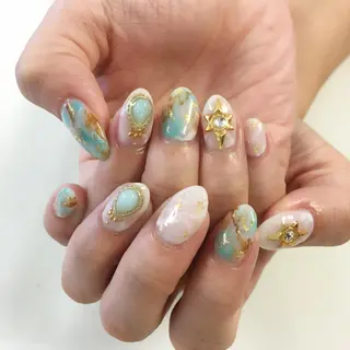ネイル SHINE NAILのネイルデザイン