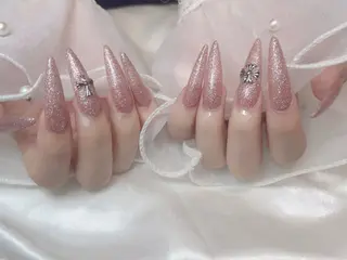 ネイル salon de Tiara 碧のネイルデザイン