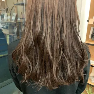 ロング カラー 門田 晴佳の眉毛・アイブロウイメージ