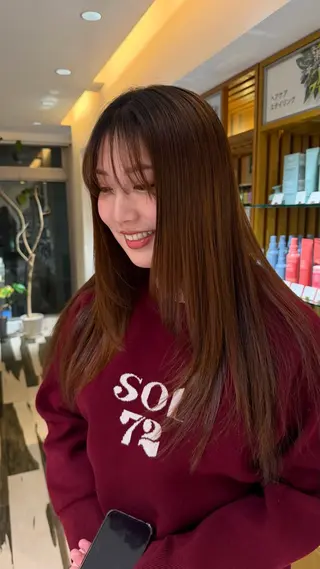 ロング Befine所属・岸 奈々香のヘアスタイル