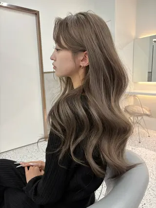 ミディアム 🎀ダブルカラー/ 透明感カラー/翼🎀のヘアスタイル