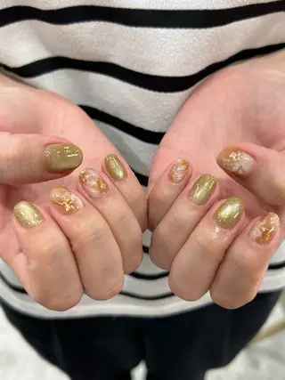 ネイル J.O.NAILS所属・📍銀座 💅🏼yuriのネイルデザイン