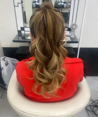 ロング ベルグロー🧡 心斎橋スタッフ🦋のヘアスタイル