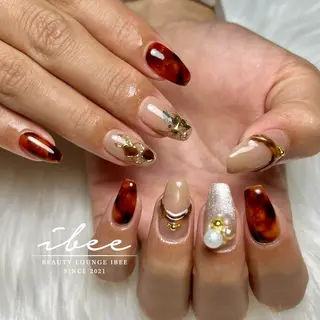 ネイル ibee nail 🤍yumiのネイルデザイン