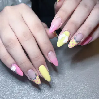 ネイル she nail studio所属・room410 Mei.Sのネイルデザイン