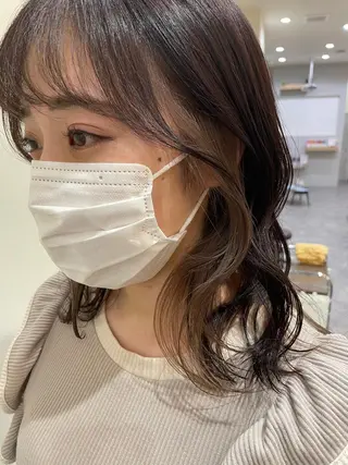 ミディアム カラー Amour なぐらのヘアスタイル