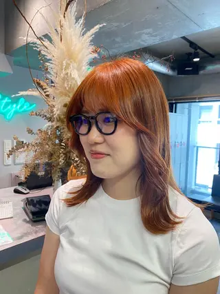 ミディアム カラー 🩶レイヤーカット 🩶柔らかカラー結愛のヘアスタイル