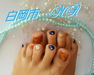 ミディアム ネイル Uchida meのネイルデザイン