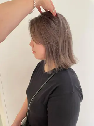 ミディアム カラー iet.所属・ウルフ/ボブ/耳ツボ ジュエリー◎ricoのヘアスタイル