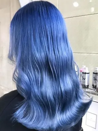 ロング カラー 前田 桃花のヘアスタイル