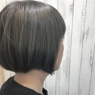 ショート カラー embrace エンブレイスのヘアスタイル