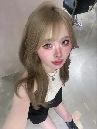 ロング トレンドスタイル/ ワンホン/YURIのヘアスタイル