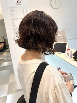ミディアム パーマ ZENKO表参道店所属・デジタルパーマ 🌀ボブ　萩原　龍のヘアスタイル