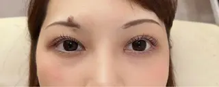 ネイル マツエク・マツパ アイブロウ Nail&eye Belire 新宿のネイルデザイン