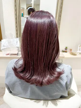 ミディアム カラー 山本 優音のヘアスタイル