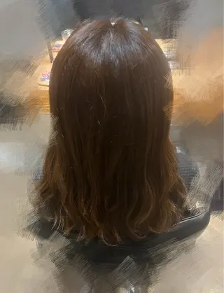 セミロング ナカムラ ハルのヘアスタイル