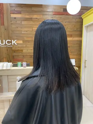 ミディアム 透明感color吉田 沙羅のヘアスタイル