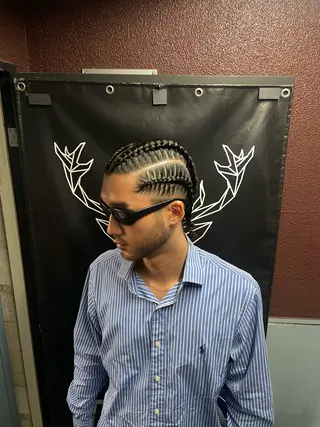 ヘアアレンジ メンズ TNB TOKYO所属・エクステ/コーンロウ KURUMI⛓️🔥のヘアスタイル