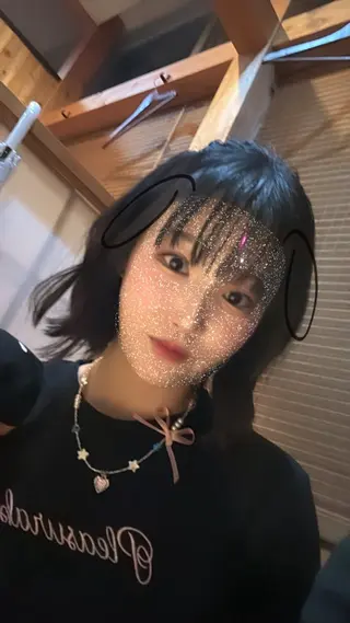 ショート カラー 瀧下 唯のヘアスタイル