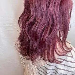 ミディアム MAKI🦋 GRANDE Lyのヘアスタイル